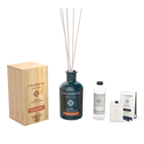 Diffusore a Bastoncini 1000 ml A SCELTA + Ricarica da 250ml della stessa fragranza del Diffusore + Tessere Profumate per il Guardaroba (3pz)