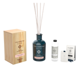 Diffusore a Bastoncini 1000 ml A SCELTA + Ricarica da 250ml della stessa fragranza del Diffusore + Tessere Profumate per il Guardaroba (3pz)